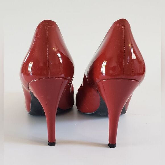 Jessica Simpson Red Patent Leather Heels Size 7.5 B - Picture 8 of 11